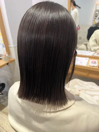 ミディアム カラー 勝野 優佳のヘアスタイル