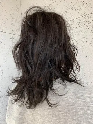 セミロング カラー steed tokyo所属・KOOKI スティードトーキョーのヘアスタイル