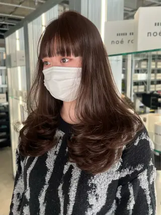 セミロング カラー 髙木 由支奈のヘアスタイル