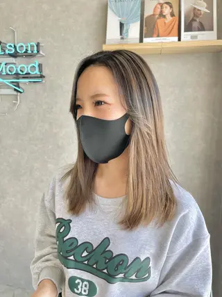 ミディアム カラー mood tatemachiのヘアスタイル