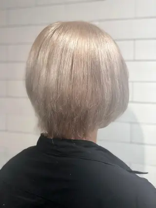 ショート カラー 🤍髪質改善➕透明感 カラー🤍川上葵のヘアスタイル