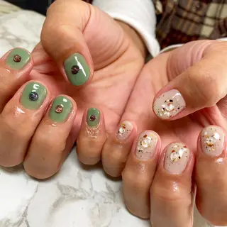 ネイル Hair salon Irie所属・與儀 知佳のネイルデザイン