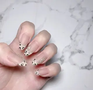 ネイル B- nailのネイルデザイン