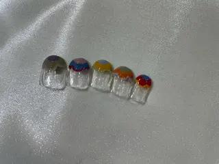 ネイル R'well所属・はばすみれ🎀ﾈｲﾙ 光ﾌｪｲｼｬﾙ ﾍｱのネイルデザイン