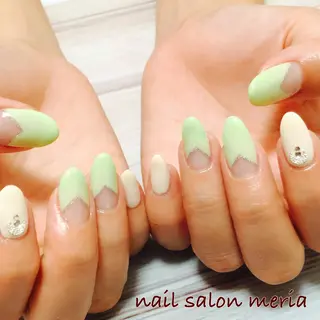 ネイル プライベートビューティーサロンメリア所属・ビューティーサロン meriaのネイルデザイン