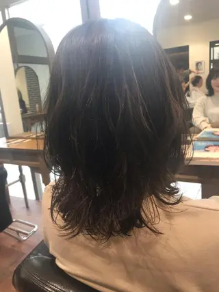 セミロング パーマ アザマ　ヤスカツ _rosso 川口のヘアスタイル