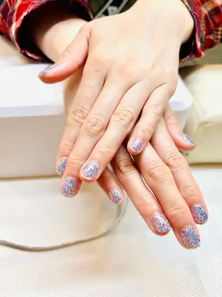 ネイルサロンエーナイン本店所属・もろずみ あやのネイルデザイン