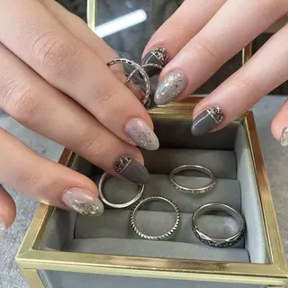 ネイル Ray. ／綺麗目ニュアンスのネイルデザイン