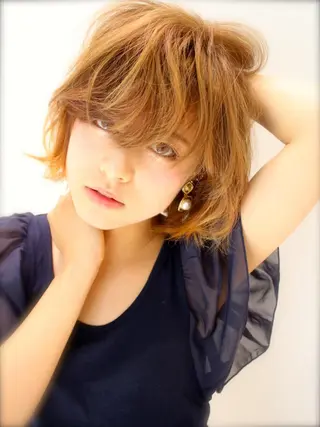 ショート カラー H所属・H (エイチ) 烏丸御池店のヘアスタイル