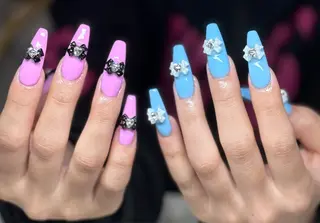 ネイル AngelChris ビューティーサロンのネイルデザイン