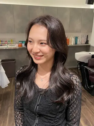 セミロング レイヤーカット🎀 ブリーチ/なるのヘアスタイル