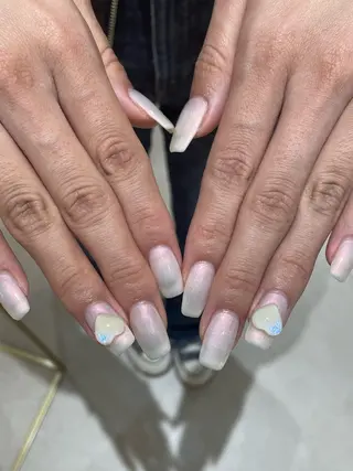 ネイル ayaka🫧大人 /シンプル/キレイめのネイルデザイン