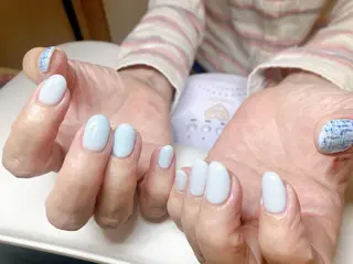 ネイル ECLAT エクラ所属・寺山 千鶴のネイルデザイン