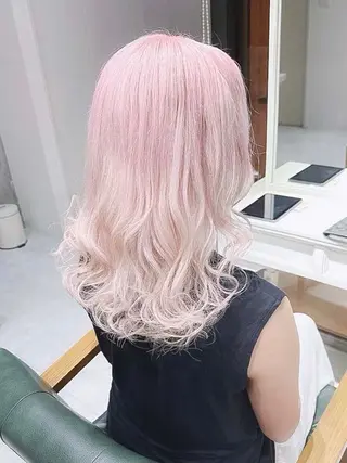 セミロング カラー ヘアアレンジ 𝐑𝐈𝐍𝐊𝐀 🐣🩷のヘアスタイル