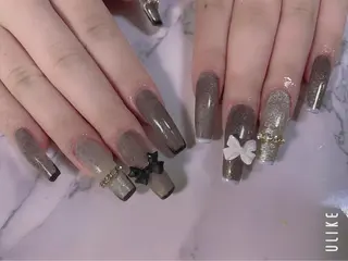 ネイル 高草木 桃香のネイルデザイン