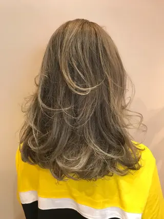 セミロング カラー シールエクステ⭐️ オオミタクヤのヘアスタイル