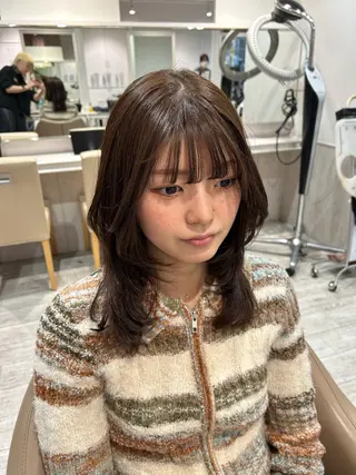セミロング Akane🤎 ash本八幡のヘアスタイル