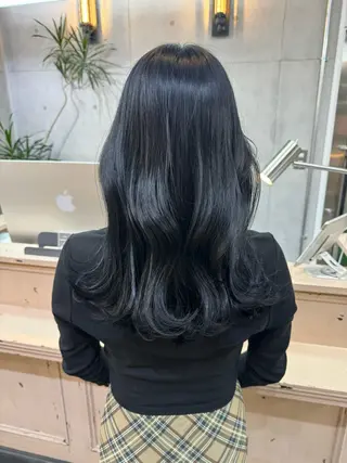 ミディアム カラー MIES amane(アマネ)のヘアスタイル