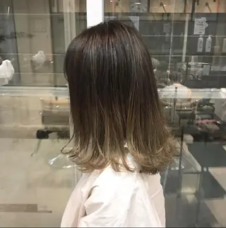 ミディアム カラー MOOD,所属・開發 智也のヘアスタイル