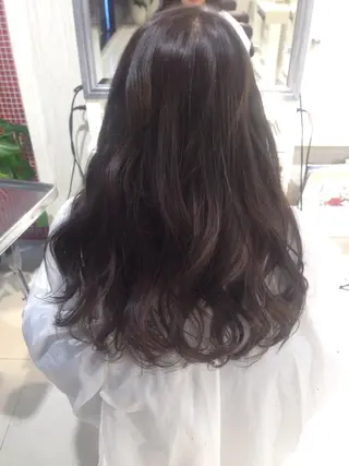 セミロング ロング カラー ✨艶髪✨透明感✨ 山内大樹のヘアスタイル