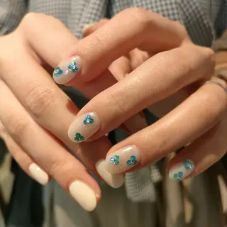 ネイル 〘パラジェル専門店〙 minoriのネイルデザイン