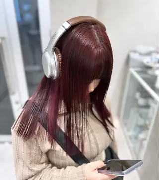 セミロング karin ボブハイトーンのヘアスタイル