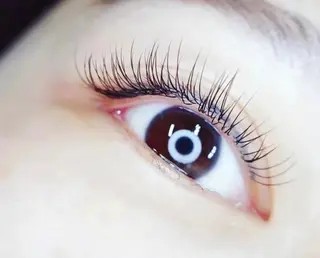 マツエク・マツパ チ ンのネイルデザイン