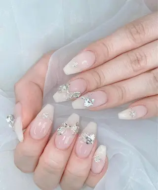 ネイル Lina nail所属・Lunaa 池袋のネイルデザイン