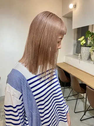 カラー maruquee de mashu所属・モモコ/ブリーチ/ ミルクティカラーのヘアスタイル