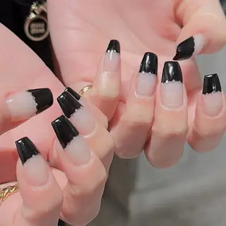 ネイル Momo🍑 【パラジェル取扱店】のネイルデザイン