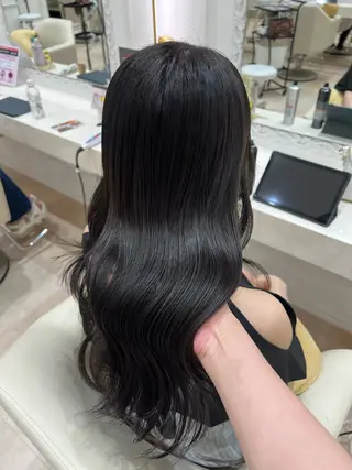 カラー 小松 聖佳のヘアスタイル