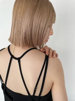 ミディアム 渋谷 留菜のヘアスタイル