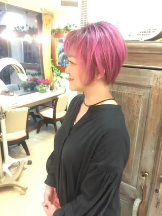 ショート カラー nishimura makotoのヘアスタイル