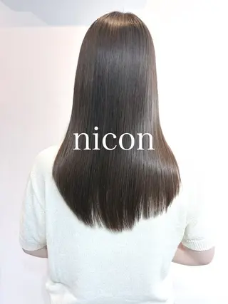 ロング 髪質改善 上品艶感カラーのヘアスタイル