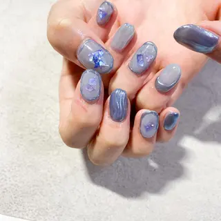 ネイル ゴテゴテ💙ワンホン リオナのネイルデザイン
