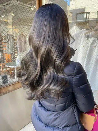 ロング カラー 寺山 佳貴のヘアスタイル