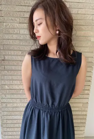 ミディアム カラー grand juteのヘアスタイル