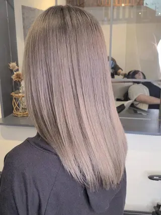 カラー 🫧小峰 夕依のヘアスタイル