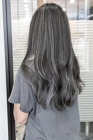 ロング カラー sepiage trois所属・酒井 亜希のヘアスタイル