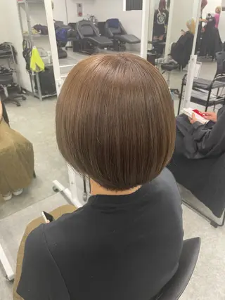 ショート カラー トレンド暖色ヘア🍒 miu🍒のヘアスタイル