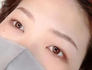 メンズ アイブロウ NAZ eyelash&eyebrow by medical salon所属・NAZ 表参道 Tomokoのマツエク・マツパデザイン