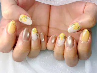 ネイル Queennail 北堀江Yumiのネイルデザイン