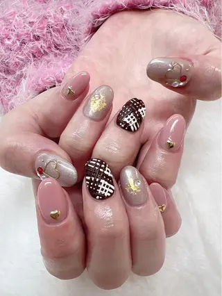 ネイル Zir nail 津田沼店所属・☁️ ゆい 🧸💛のネイルデザイン