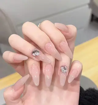 ネイル D-BEAUTY Nailsalonのネイルデザイン