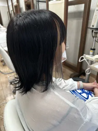 ミディアム カラー 阿部 美咲のヘアスタイル