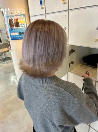 ショート カラー 小森 永のヘアスタイル