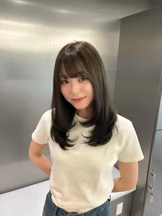 セミロング ブリーチ矯正/ ブリーチ特化mikaのヘアスタイル