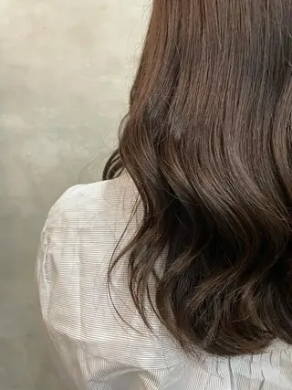 セミロング カラー 【ピンク/韓国ヘア/ ヘアセット】亜海のヘアスタイル