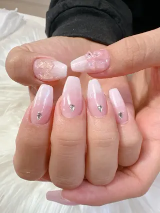 ネイル 高島 夏海のネイルデザイン