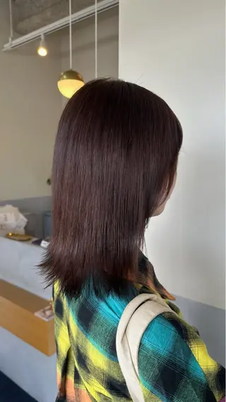 ミディアム カラー basho岡本 菜那のヘアスタイル